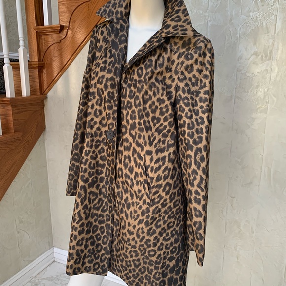 Fully lined leopard rain coat - Picture 2 of 5